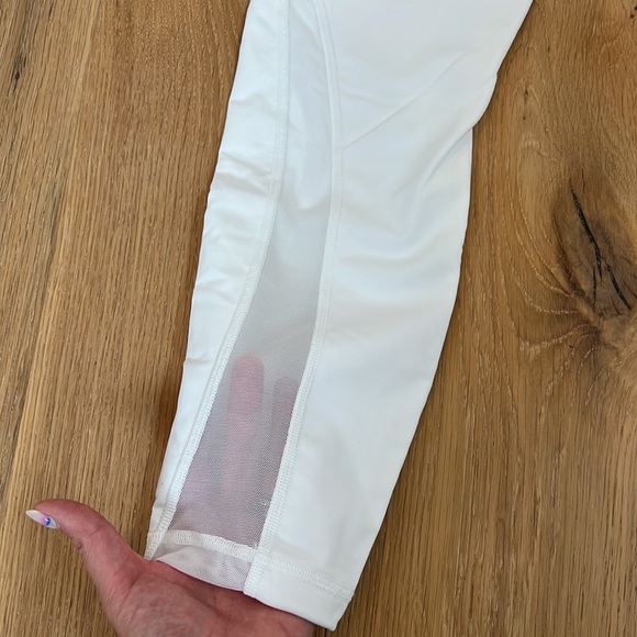 NWOT Lululemon Train Time 7/8 pants, size 8 - Picture 8 of 8